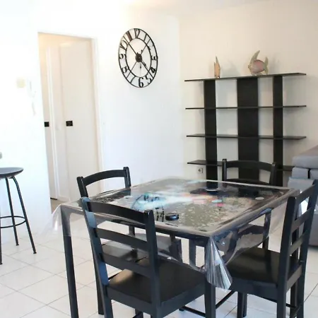 Διαμέρισμα La Rochelle: Appt 2p4c Avec Piscine, Tennis, Proche - Fr-1-246-310