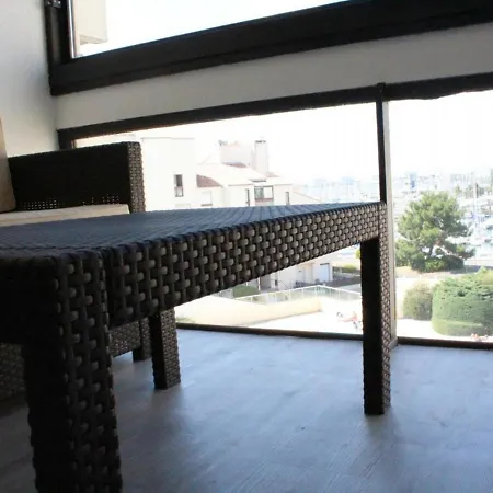 Διαμέρισμα La Rochelle: Appt 2p4c Avec Piscine, Tennis, Proche - Fr-1-246-310 Λα Ροσέλ